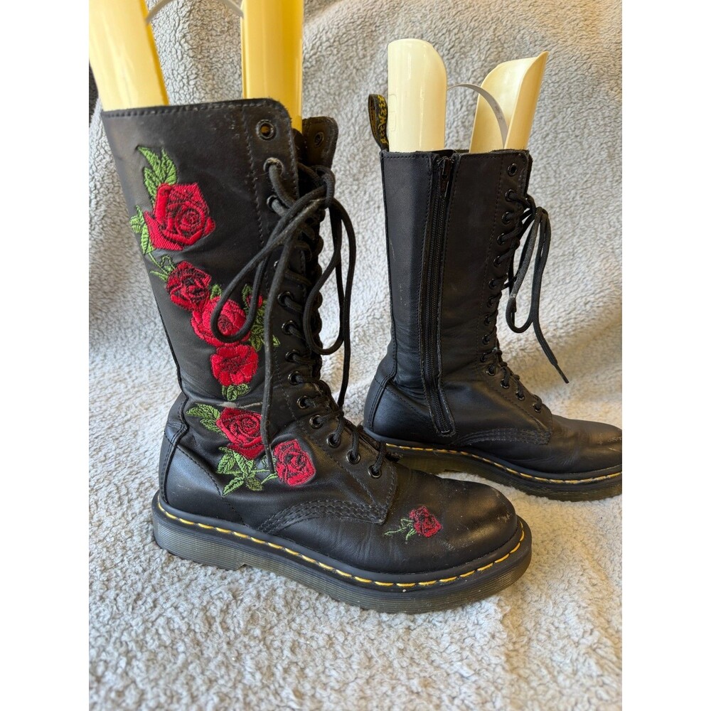 DR. MARTIN 1914 Vonda Black Boots Womens 7 Black Embroidered Red Roses Mid Calf